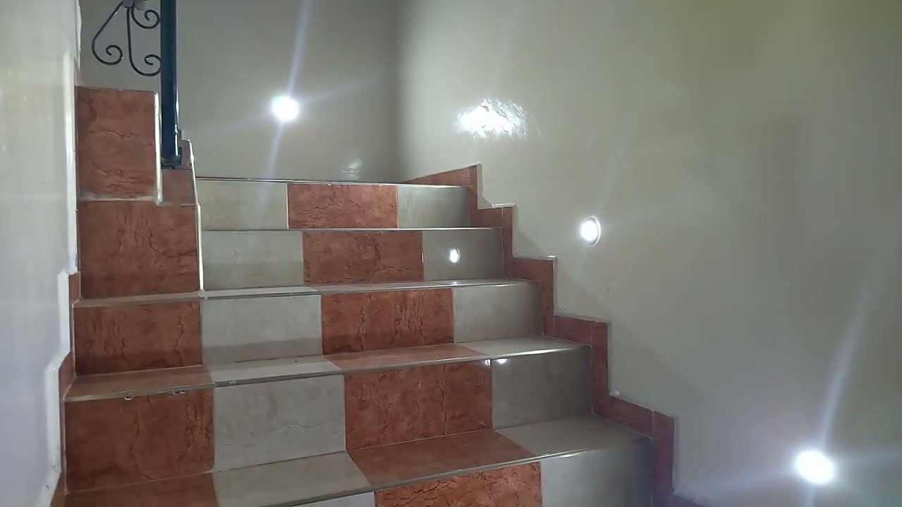 منزل #للكراء من 3 طوابق و 3 واجهات قرب عمالة #العيون#