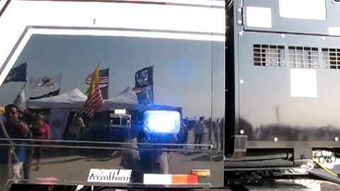 LAPD Mobile 3 Command Post - 003