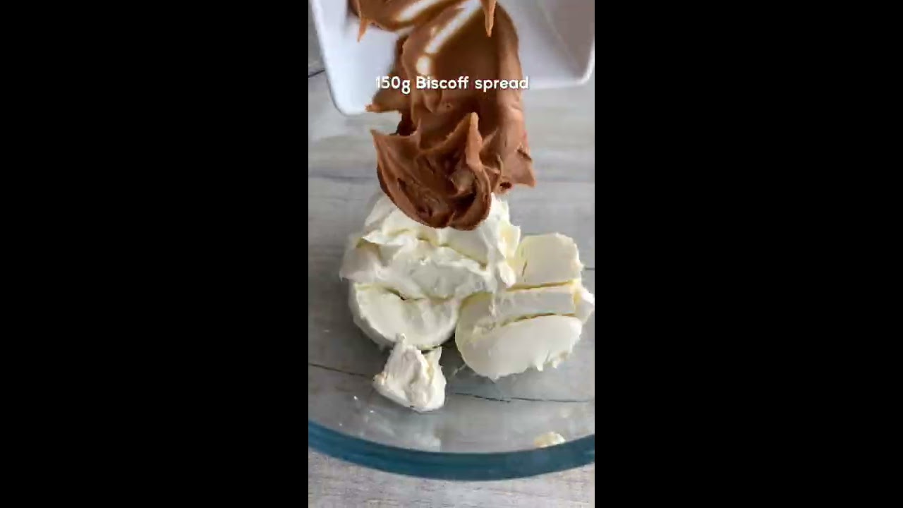 5 Ingredient No Bake Lotus Biscoff Cheesecake Bars