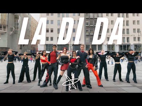 [K-POP IN PUBLIC] - EVERGLOW (에버글로우) - LA DI DA - Dance Cover - [UNLXMITED X MAJESTY TEAM] [ONETAKE]