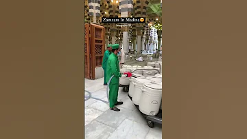 مولاي صلي وسلم دائما ابدا 