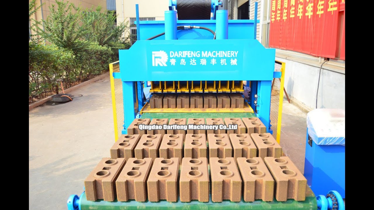 DF7-10 Interlocking clay brick making machine - YouTube
