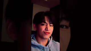 Ты хоть сам понимаешь,что ты делаешь с нами? 🫦 #bts #v #kimtaehyung #taehyung #btsarmy #kpop