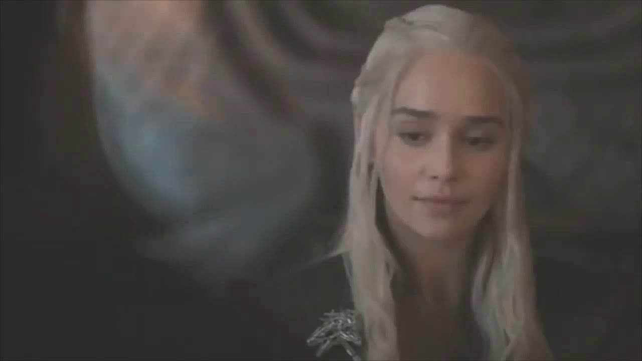 Daenerys targ || this girl is on fire - YouTube