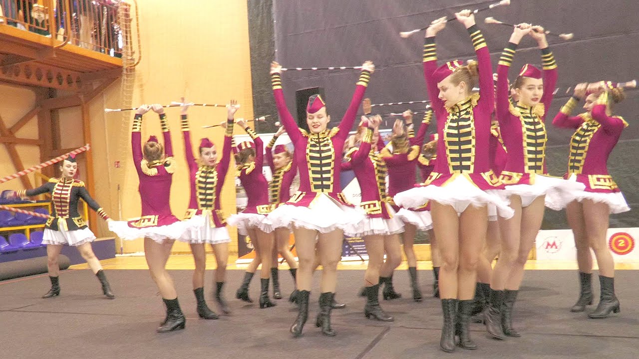 Rybnicka Akademia Mażoretek 'ENIGMA' / Majorettes / baton defilada senior / Piekary Śląskie 2023