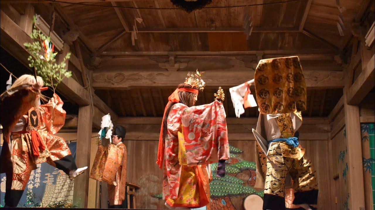 城原夜神楽　緒方三社神楽保存会「天孫降臨」