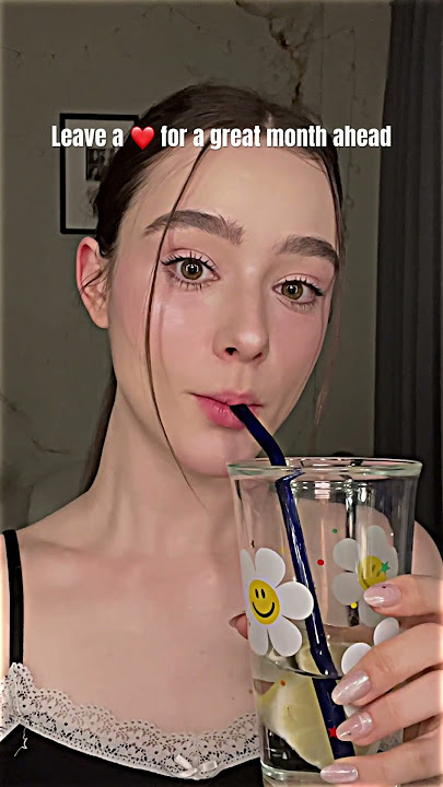 Kim Seon ho smile challenge - supernatural by Ariana Grande