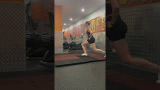 Walking Lunge Pulses BW