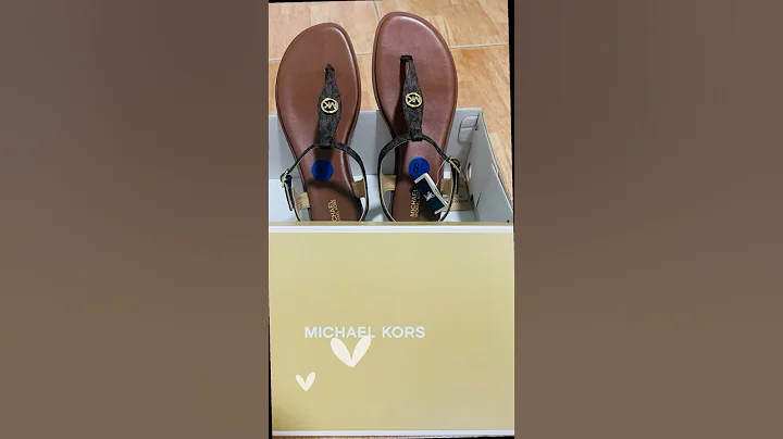 Thank you so much for the Michael Kors sandals! #giftfrommysister #michaelkors #fromusa #thankyou