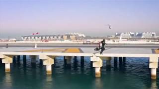 Jetpack Daredevil Pulls Off Milestone Stunt 1,800 Metres Above the Ground