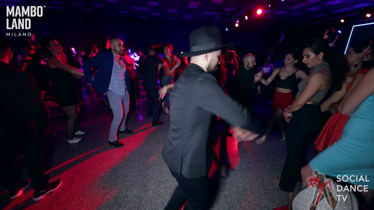 El Tiguere & Bianca - Salsa Social Dancing | Mamboland Milano 2019 bachata dance