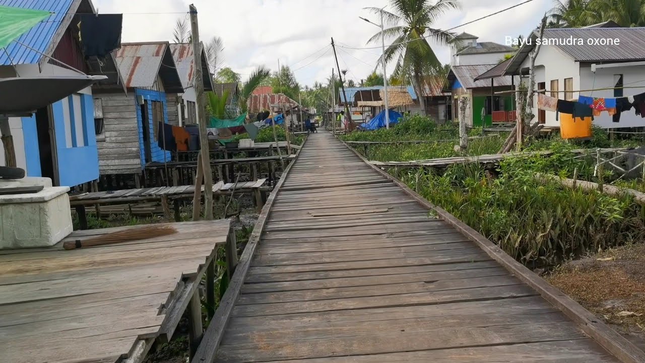 Kampung dayak, muslim, di pedalaman kalimantan tengah, desa sei ijum raya