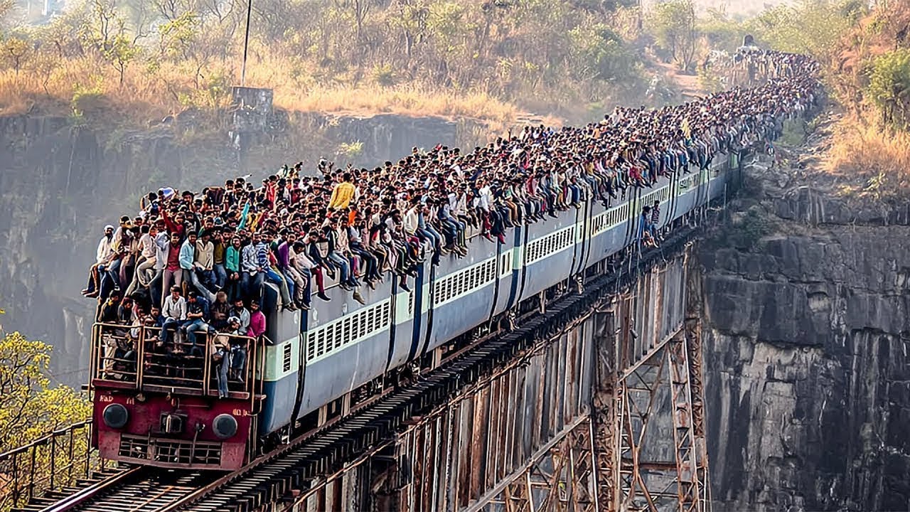 Dentro De Un Ferrocarril Tan Mortal Que Ha Cobrado Miles De Vidas