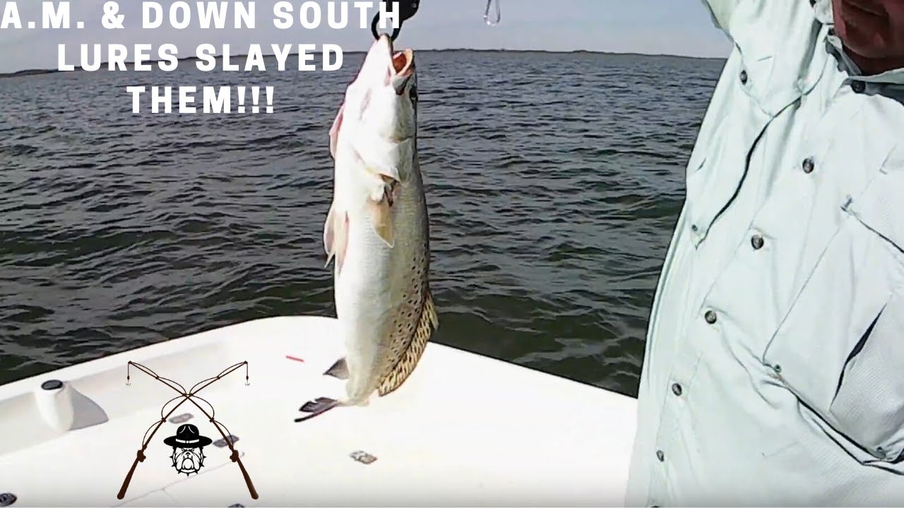 Catching Speckled Trout in Laguna Madre! A.M./Down South Lures slayed