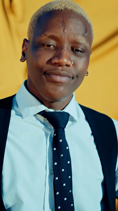 Finally 🥳🔥🙌🏽 Fizzy B & Payn Killar Ubuhlobo ft. @aymosshili out now!! Watch full Visualizer