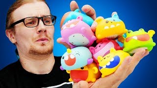 Silly Squeaks Musical Pets? Really? | LOOTd Unboxing
A kids toy/musical instrument based on Japanese piano cats? Sure, why not?
Silly Squeaks
Amazon UK: https://amzn.to/2NE3Osn
Amazon US: https://amzn.to/2xzqwYu
Amazon CA: https://amzn.to/2NE3WrR
Amazon JP: https://amzn.to/2QVU3Ul
Amazon IT: https://amzn.to/2MZmPjT
Amazon FR: https://amzn.to/2NBpdT9
Amazon DE: https://amzn.to/2MZ8sfe
Turns out the Munyu Munyu Do Re Mi Fa Cats are now available on Amazon as well!
Munyu Munyu Do Re Mi Fa Cat
Amazon UK: https://amzn.to/2NA4GOX
Amazon US: https://amzn.to/2zrCYLt
Amazon CA: https://amzn.to/2NCJS9a
Amazon JP: https://amzn.to/2QXnMw6
SUBSCRIBE to LOOTd: https://www.youtube.com/channel/UCoOzyIIvISFiltT7SDh3X7A?sub_confirmation=1
Follow LOOTd
Twitter: https://twitter.com/LOOTdOfficial
Facebook: https://www.facebook.com/LOOTdOfficial
Instagram: https://www.instagram.com/lootdstudio/
Discord: https://discord.gg/qYRD7Uc
Follow Charles
https://twitter.com/Charles_LOOTd
Support us on Patreon!
https://www.patreon.com/LOOTd Silly Squeaks Musical Pets? Really? | LOOTd Unboxing