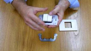 BTicino Light 2 Gang Switch.avi