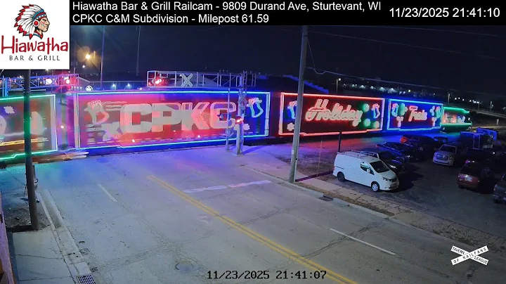 Hiawatha Bar & Grill LIVE Railcam - Sturtevant, WI