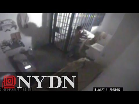 Joaquin 'El Chapo' Guzman's prison escape captured in video