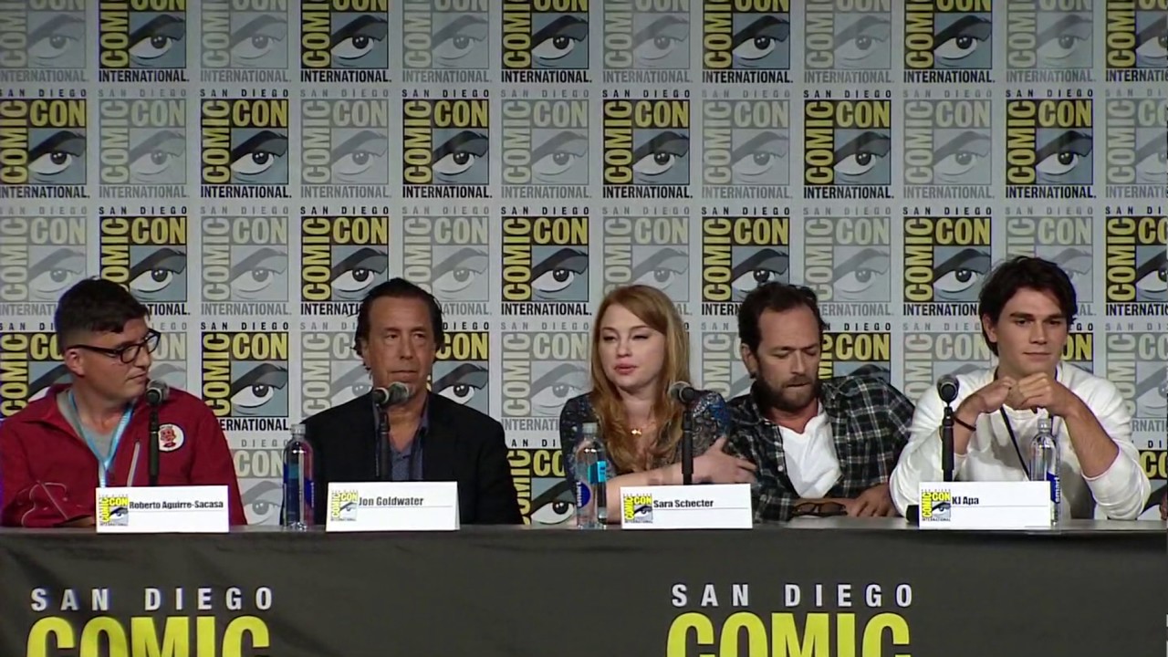 Riverdale San Diego Comic Con 2019 Panel Photos Riverdale Fans Online