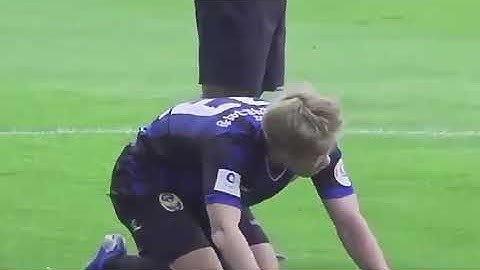 Công phượng tả  sung hữu đột