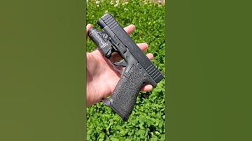 Clean stipple on a g48. Hope everyone is well! 🤙🏼🇺🇲 #firearms #stippling #cnc #freedom #glock