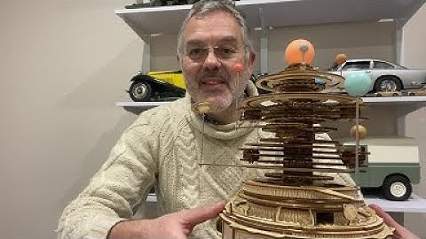 Building the ROKR wooden model of the solar system (an Orrery)