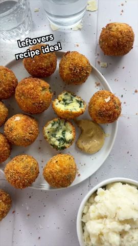 Mashed Potato Croquettes (Perfect for Using Up Leftovers!) 🥔 #ThanksgivingLeftovers
