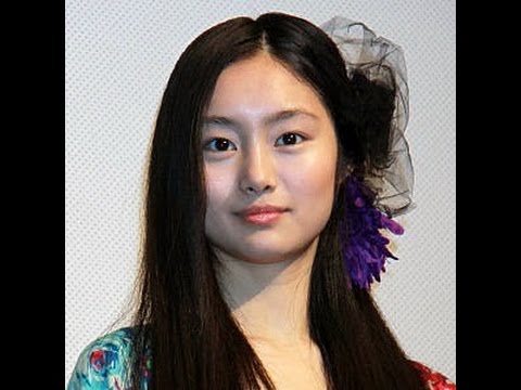 忽那汐里か？　22歳人気女優に「極秘結婚・隠し子」疑惑が浮上！ “お相手男性”が酔った勢いで吹聴か
