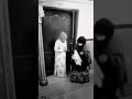 شاهدو كيف يتم عملية السرقه م ـــ ن داخل المنزل عصابة نسائية