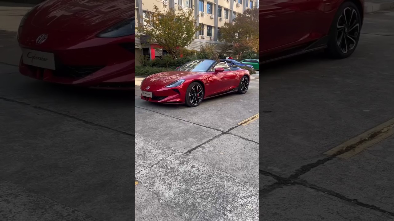 MG cyberster with scissor doors🔥😍|Red beauty