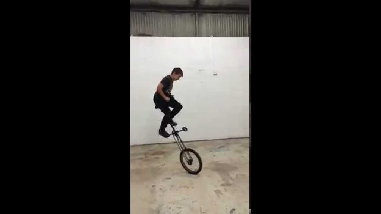 Declan leading how to ride a Giraffe Unicycle. YouTube