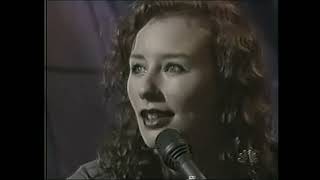 Tori Amos - Leno - Jackie's Strength & Interview (Howard The Duck story) 1998