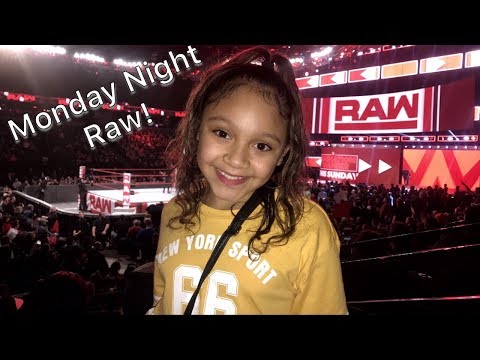 WWE MONDAY NIGHT RAW (2019)