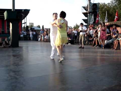 Zouk demonstration by aZOUKar(Erwin,Ka...  and stu...