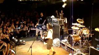 NOFX - Theme From A NOFX Album (23/08/2011 - Live in Prague)