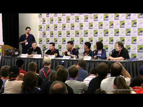 (4 of 8) Starship Smackdown Comic Con 2010