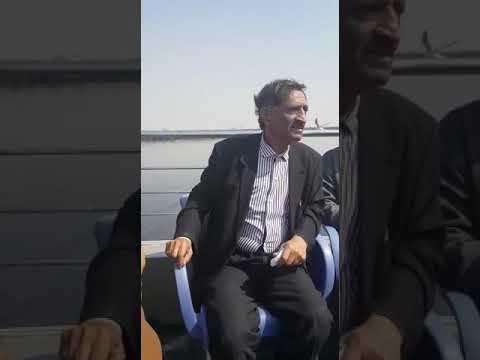 Manzar Naqvi very nice Poetey at Sea side