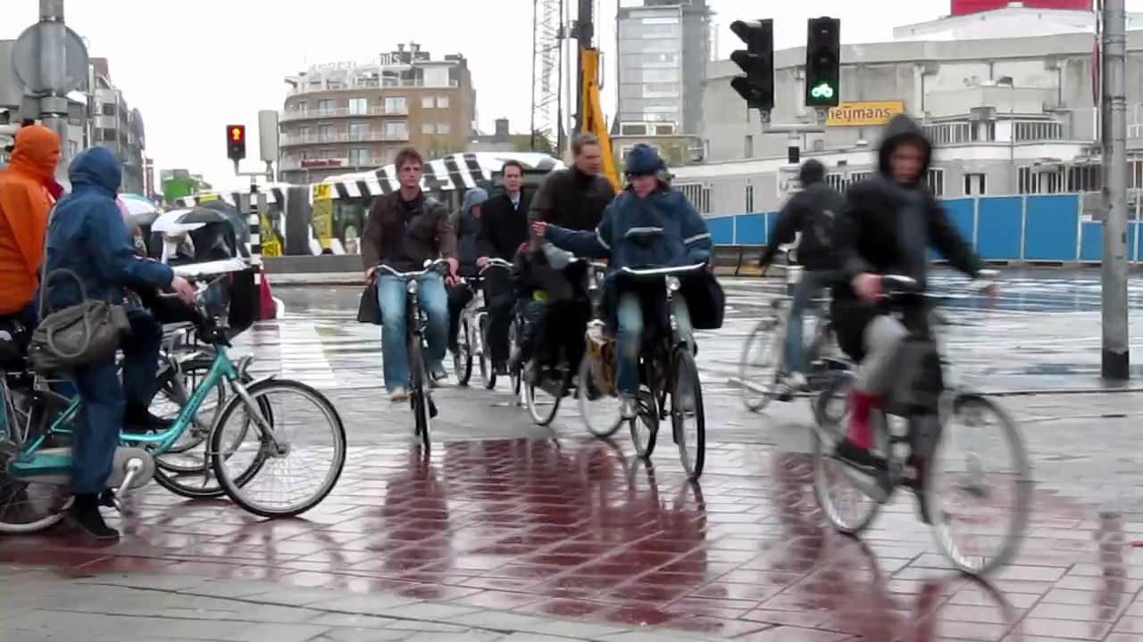 cycling in rain