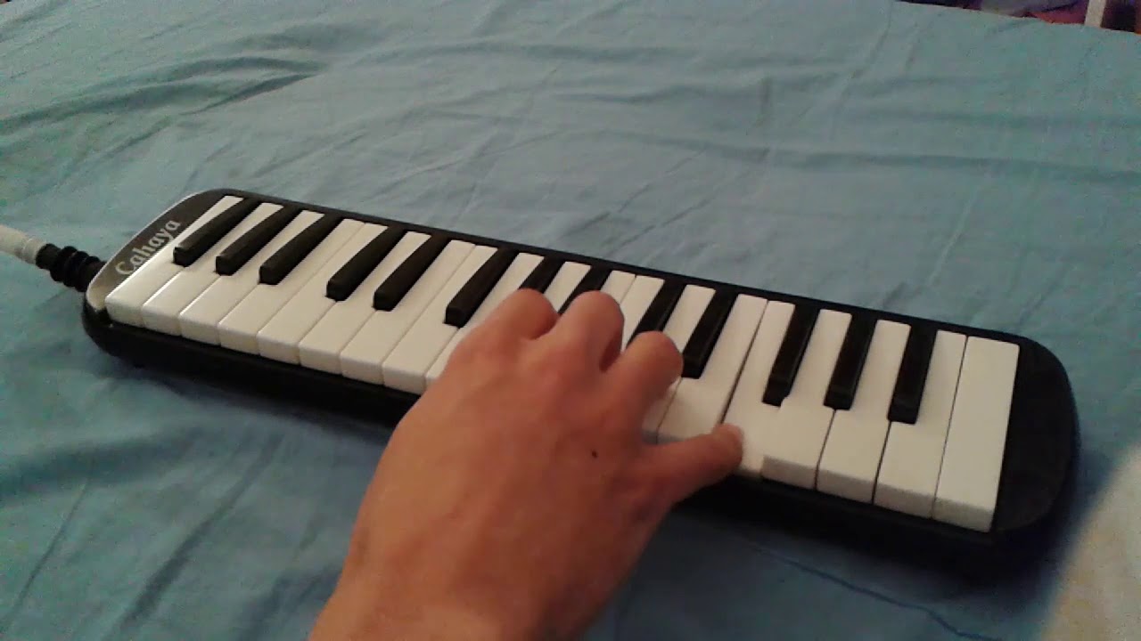 Pokémon Black and White Village Bridge (Piano and Melodica Cover
