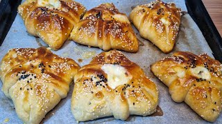 Cheesy Chicken Bread Recipe | Bakary Style Chicken Stuffed Bread Recipe | Watch over !