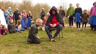 Middelalderen Kom Til Friskolen I Hinnerup