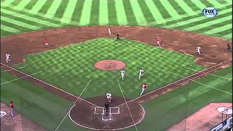 2012/09/15 Two runs score on Hanson's error