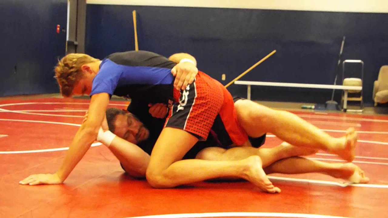 M.G.C. #344: Half Guard To Foot Grab Sweep - YouTube