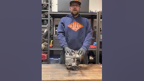 Checking a Puch Moped Motor for Spark