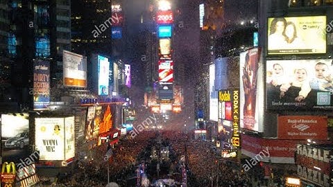2004-05 Times Square Ball Drop