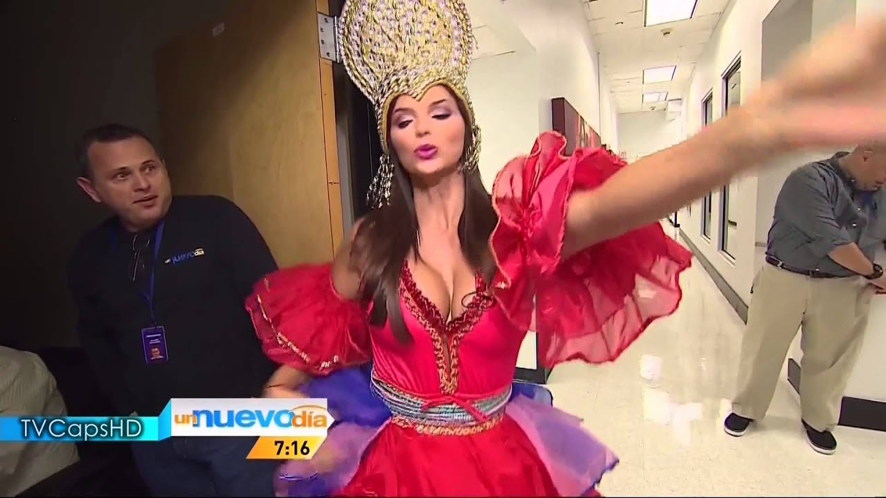 Rashel Diaz 2013/10/17 Un Nuevo Dia; Best.Video.EVER. HD