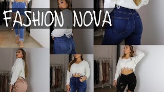 Ein geil geformter Milf Arsch in Jeans Ein geil geformter Milf Arsch in Jeans
