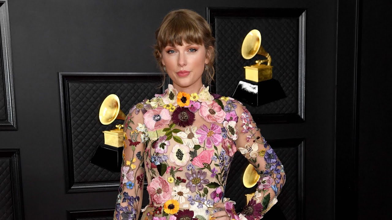 Taylor Swift  'casually cruel' as ever  teases fans with clues to new ...