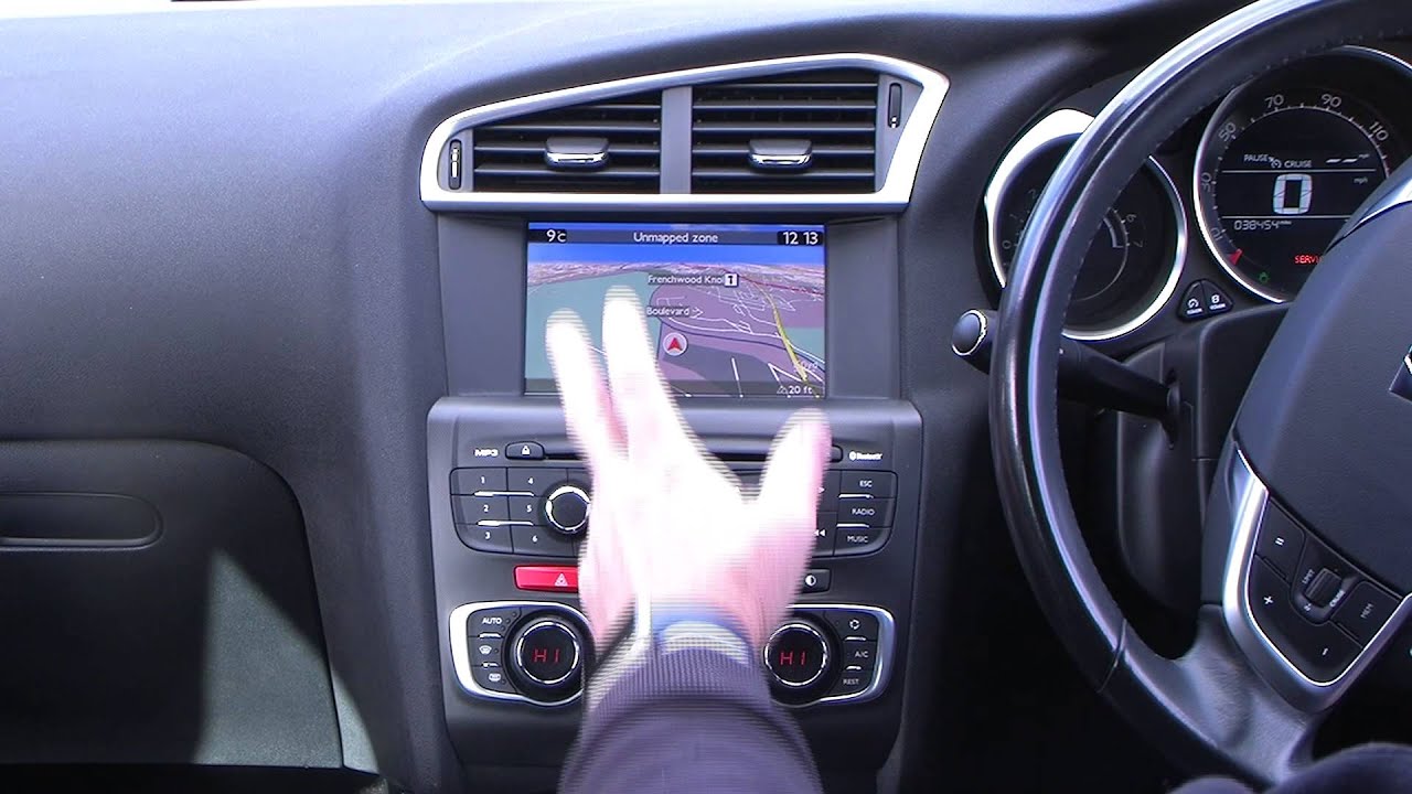 Démontage GPS RT6 - GPS Citroën - C4 DS4 - Navcarsystemes